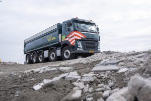 Volvo lanceert FM X-Light 10x4 met extreem hoog laadvermogen