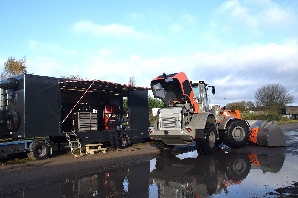 Unieke servicewagen bij Nijssen wielladers